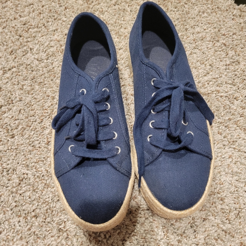 Blue espadrilles wedges